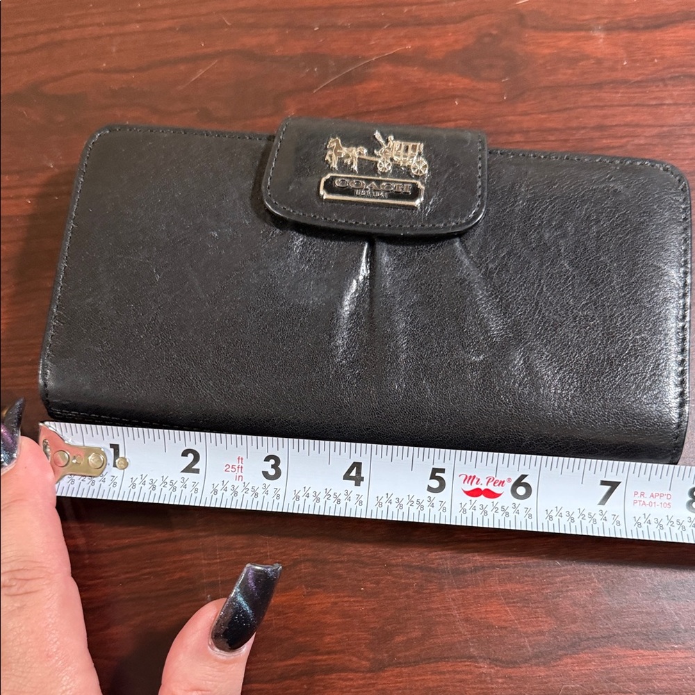 Coach Black Leather Clutch Wallet EUC